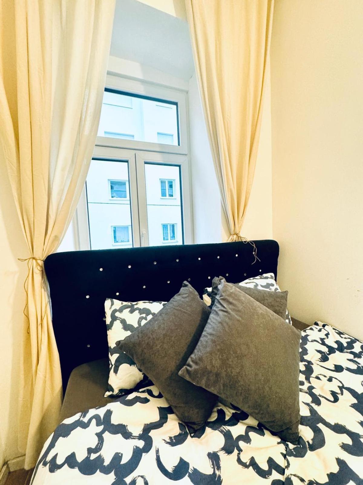 Apartment Spacious 2br 10 Mintransport To Stadthalle Vienna