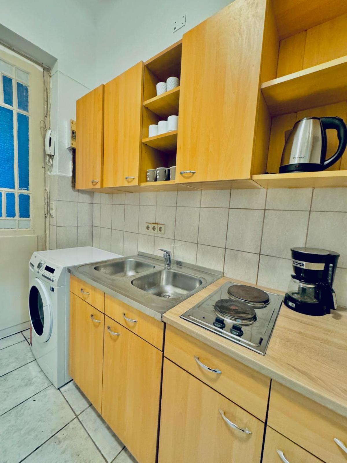 Spacious 2br 10 Mintransport To Stadthalle *