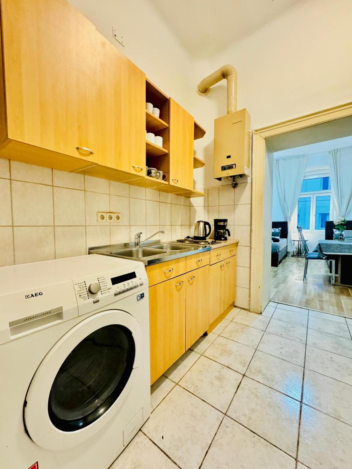 Spacious 2br 10 Mintransport To Stadthalle
