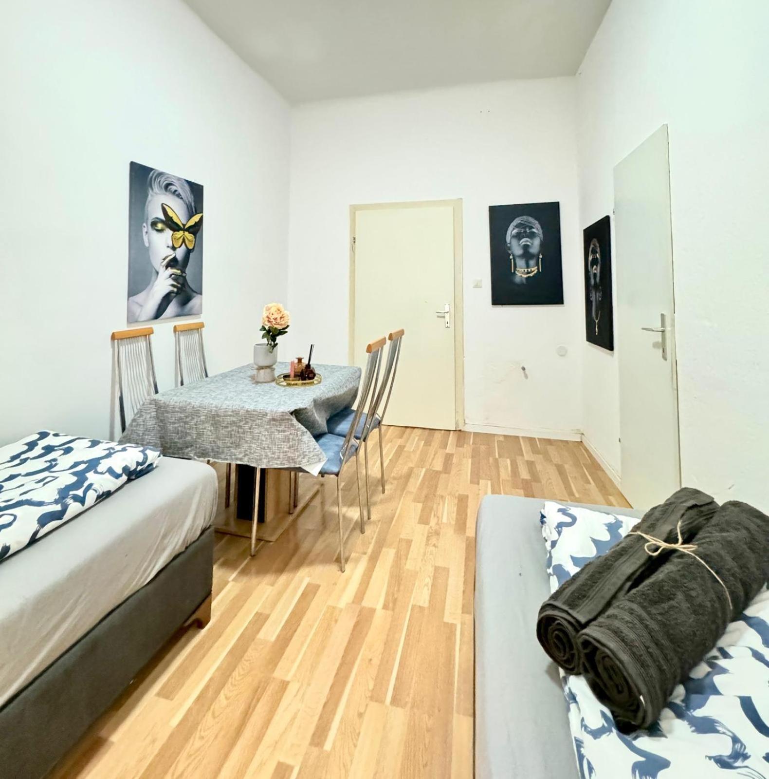 Spacious 2br 10 Mintransport To Stadthalle Apartment *