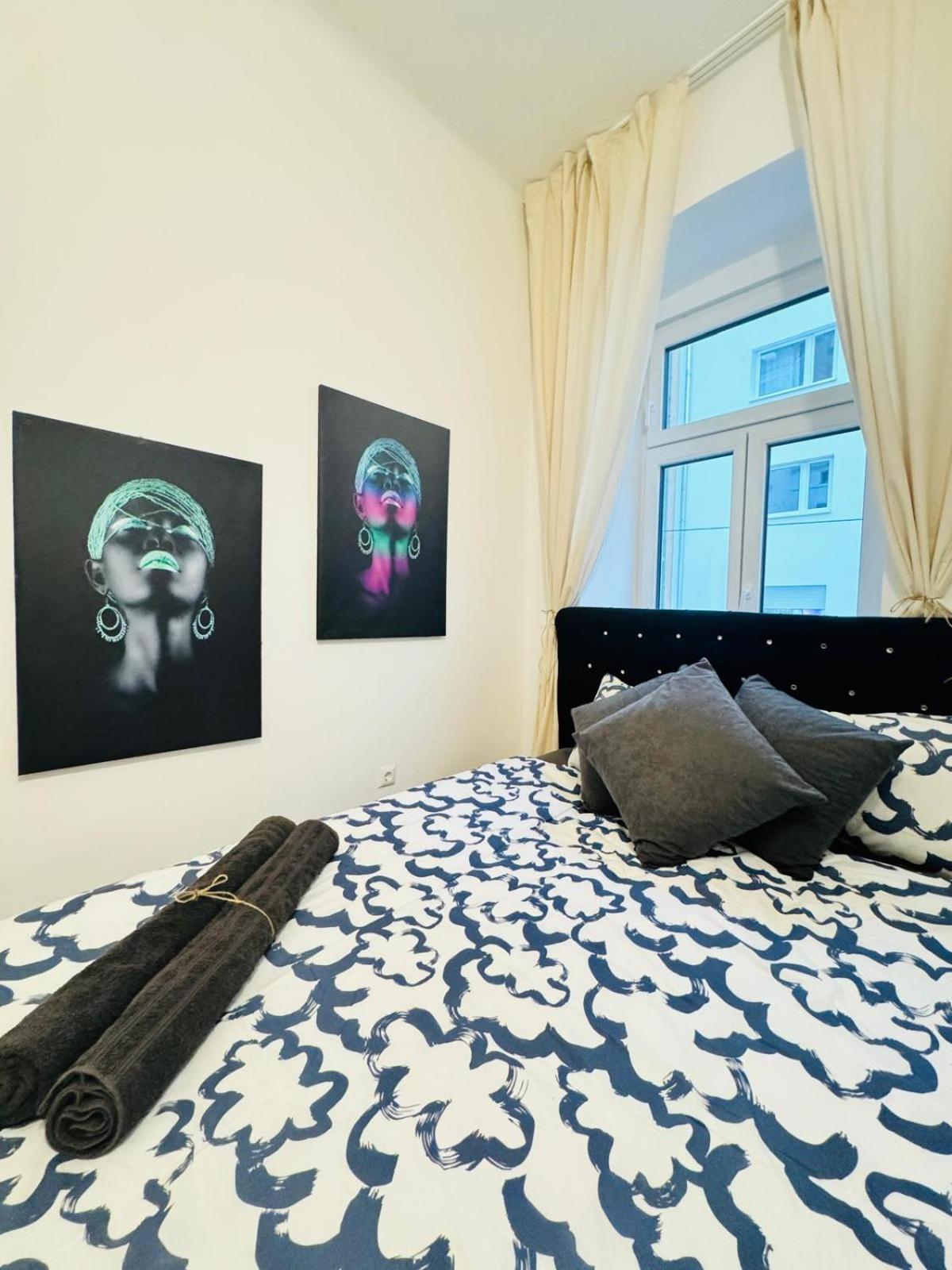 Spacious 2br 10 Mintransport To Stadthalle Apartment